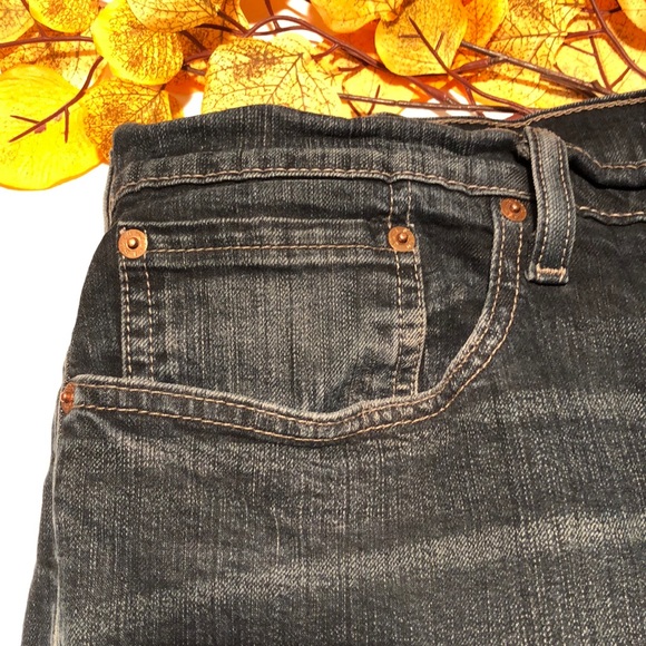 Levi's Men's 559 Relaxed Straight Fit Jean - Picture 4 of 8